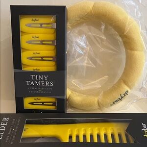 Drybar Tiny Tamers Set with Yellow Comb, headband and Clips